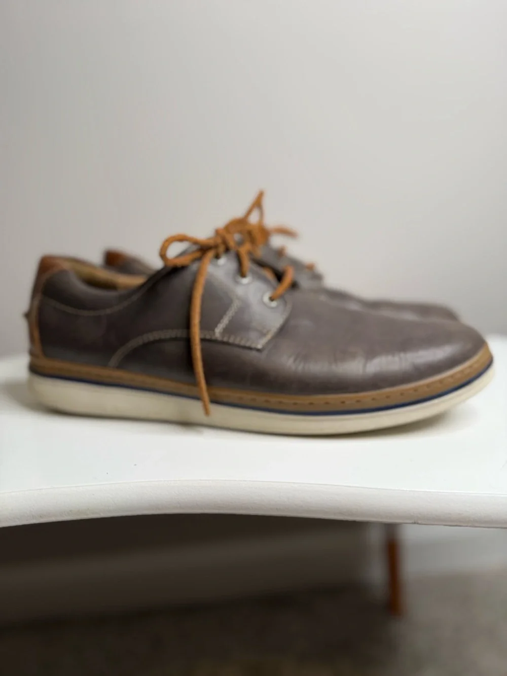 Johnston & Murphy Gray Leather Casual Lace-Ups with Tan Accents